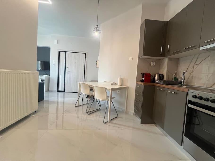 Ladadika Fine Living Apartment